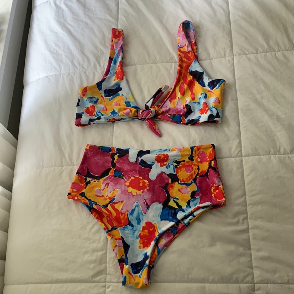 NWOT floral high waist bikini